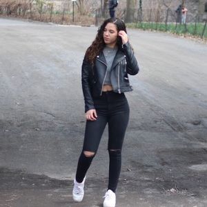 Meet your Posher, Philippa